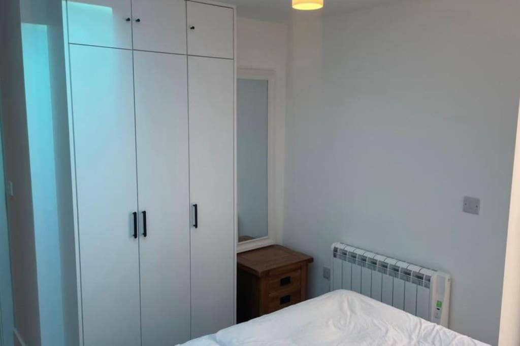 Apartment Comfortable Flat Close To The