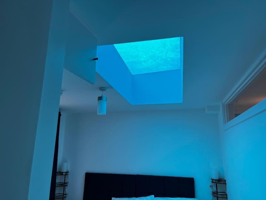 Comfortable Flat Close To The *