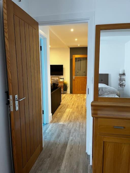 Apartment Comfortable Flat Close To The