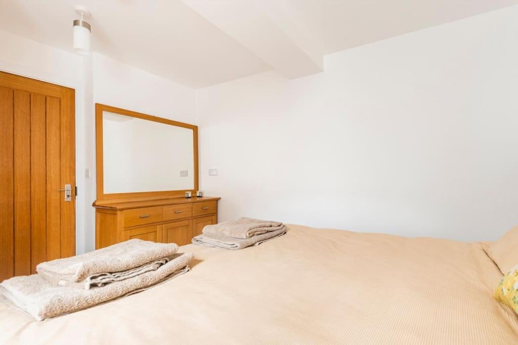 Comfortable Flat Close To The
